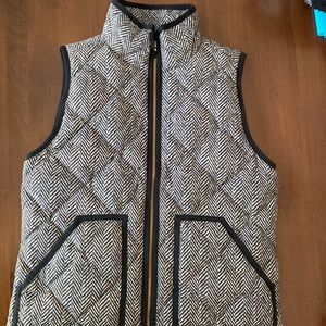 J crew down quilted houndstooth vest side XS